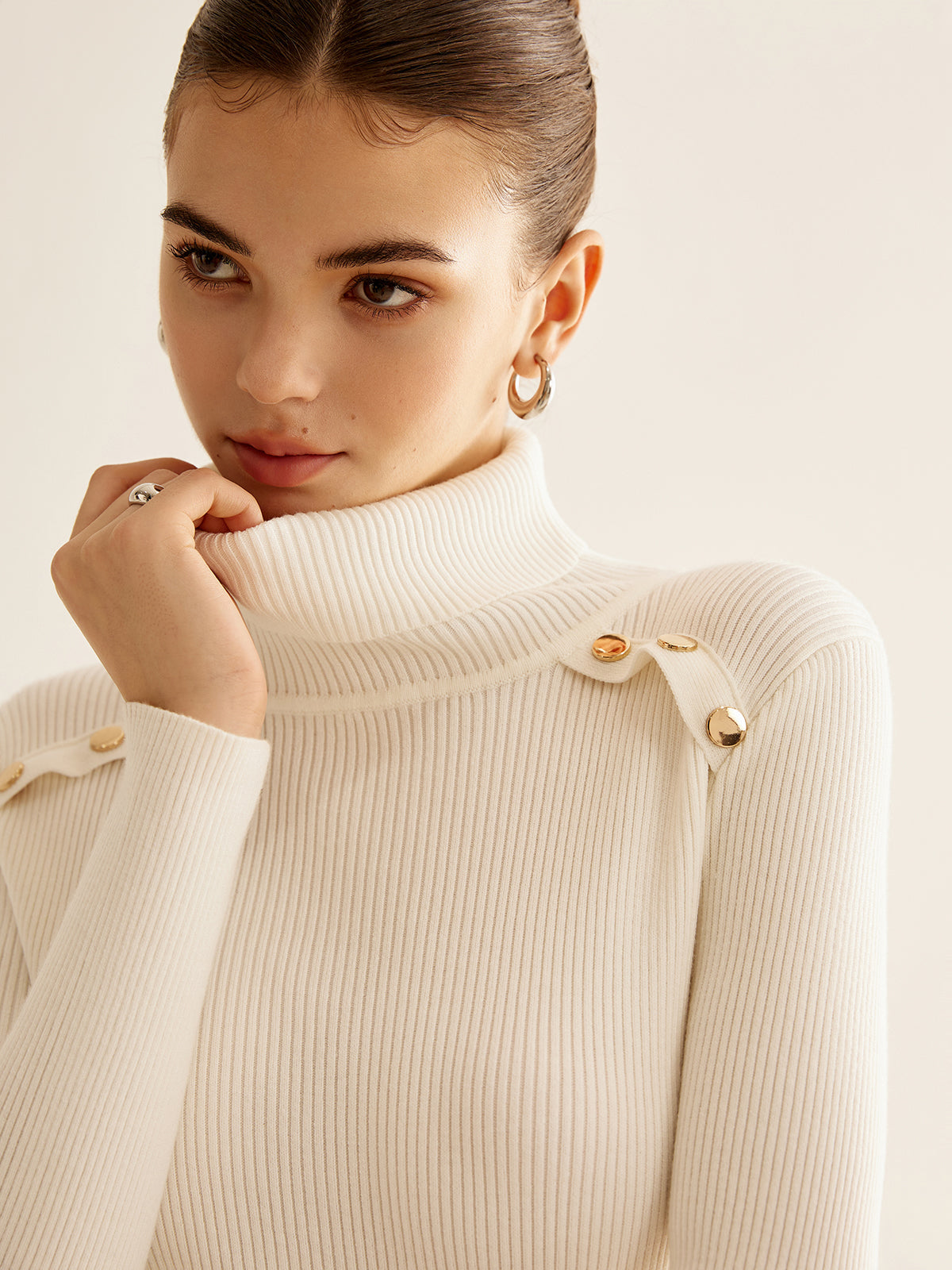 Ribbed Turtleneck Slim Sweater